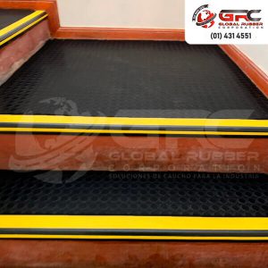Pisos de caucho para escalera